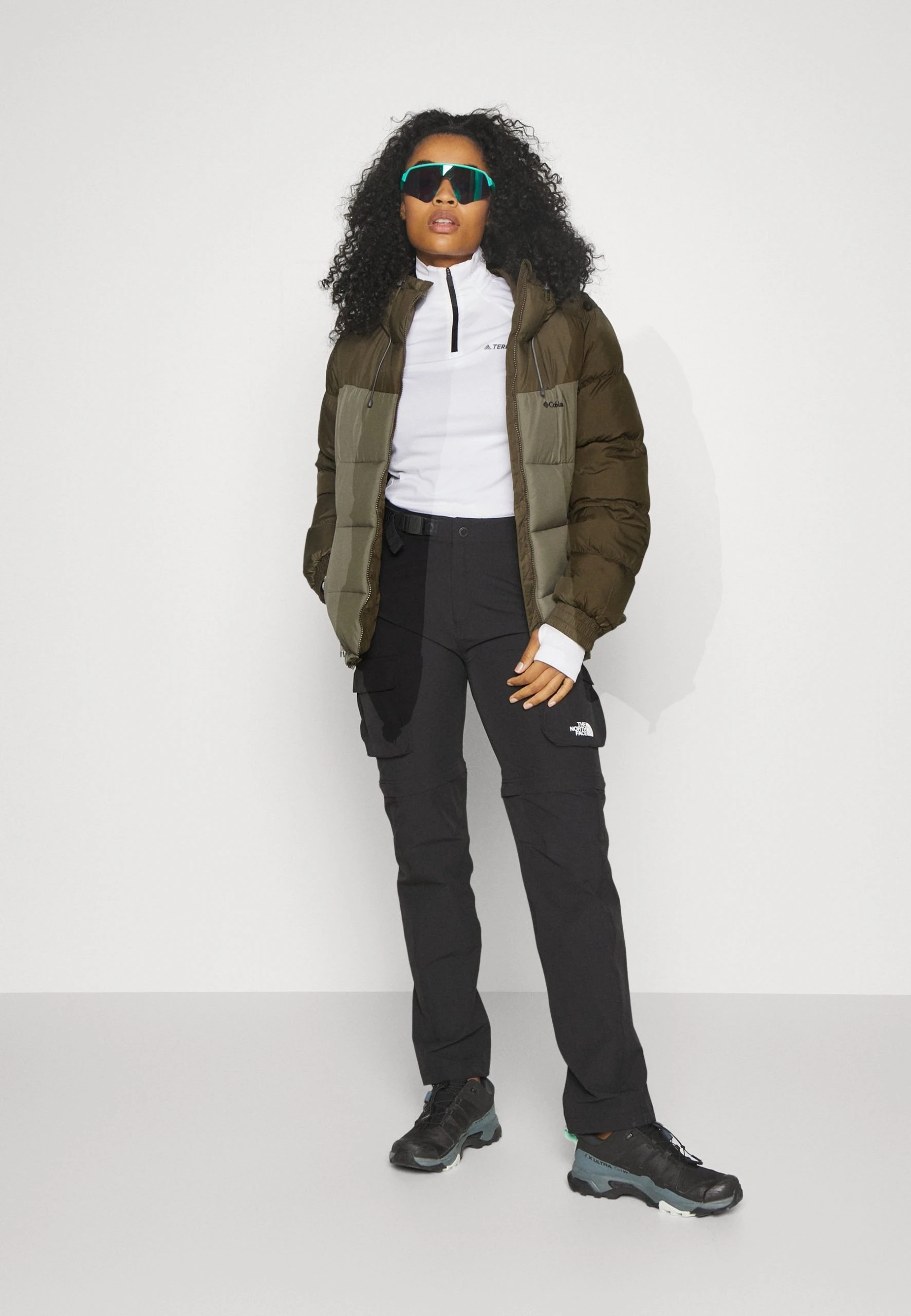 Columbia Pike Lake™ Insulated Jacket - Veste D'Hiver - Olive Green/Stone Green 4 Columbia Pike Lake™ Insulated Jacket - Veste D'Hiver - Olive Green/Stone Green – Image 2