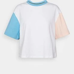 Columbia Deschutes Valley Cropped Tee - T-Shirt Imprimé - White/Vista Blue/Peach Blossom 14 Columbia Deschutes Valley Cropped Tee - T-Shirt Imprimé - White/Vista Blue/Peach Blossom -Columbia shop 0f140e8419714491919b9582c82f13aa scaled