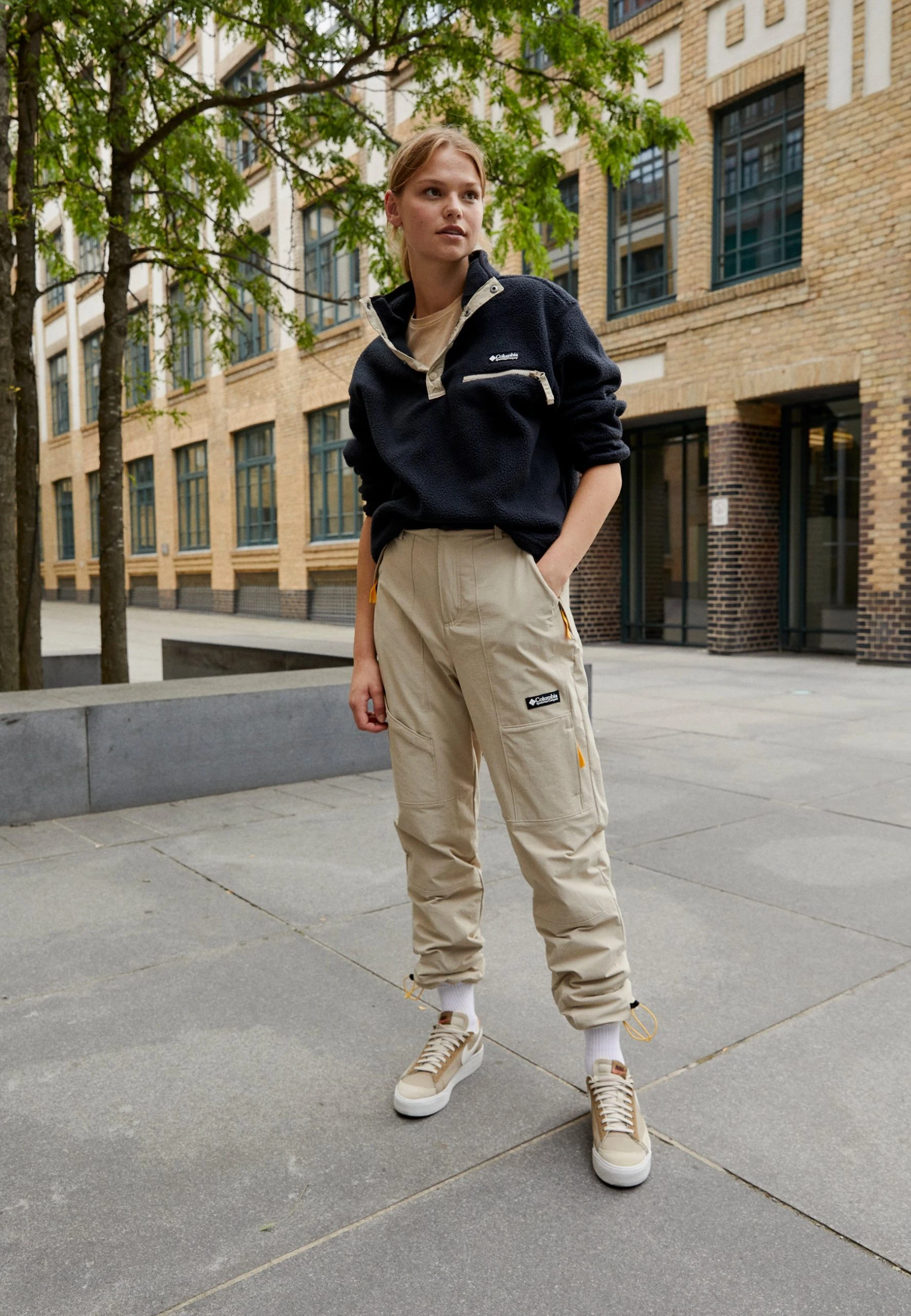 Columbia Helvetia™ Cropped Half Snap - Sweat Polaire - Black 4 Columbia Helvetia™ Cropped Half Snap - Sweat Polaire - Black – Image 2