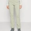 Columbia On The Go™ Pant - Pantalons Outdoor - Safari 1 Columbia On The Go™ Pant - Pantalons Outdoor - Safari -Columbia shop 174d36169c7648e6aa0d44f962c674e0