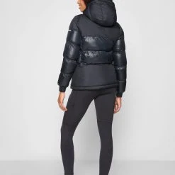 Columbia Pike Lake Insulated Jacket - Veste D'Hiver - Black 11 Columbia Pike Lake Insulated Jacket - Veste D'Hiver - Black -Columbia shop 30423e4141874bd3a29bd588cb5b75f6 scaled