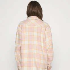 Columbia Calico Basin™ Shirt - Chemisier - Sunset Peach Ombre 10 Columbia Calico Basin™ Shirt - Chemisier - Sunset Peach Ombre -Columbia shop 33a6720ce9ba4f4eb244944c8b305d62 scaled