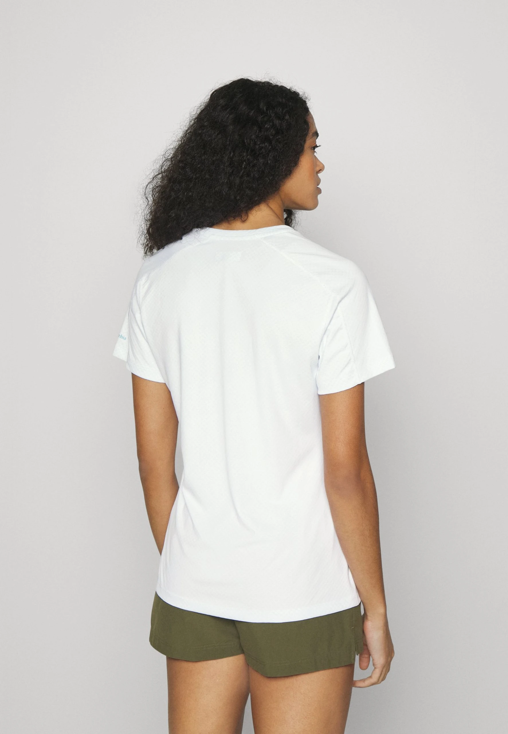 Columbia Zerorules™ Graphic Crew - T-Shirt De Sport - White 5 Columbia Zerorules™ Graphic Crew - T-Shirt De Sport - White – Image 3