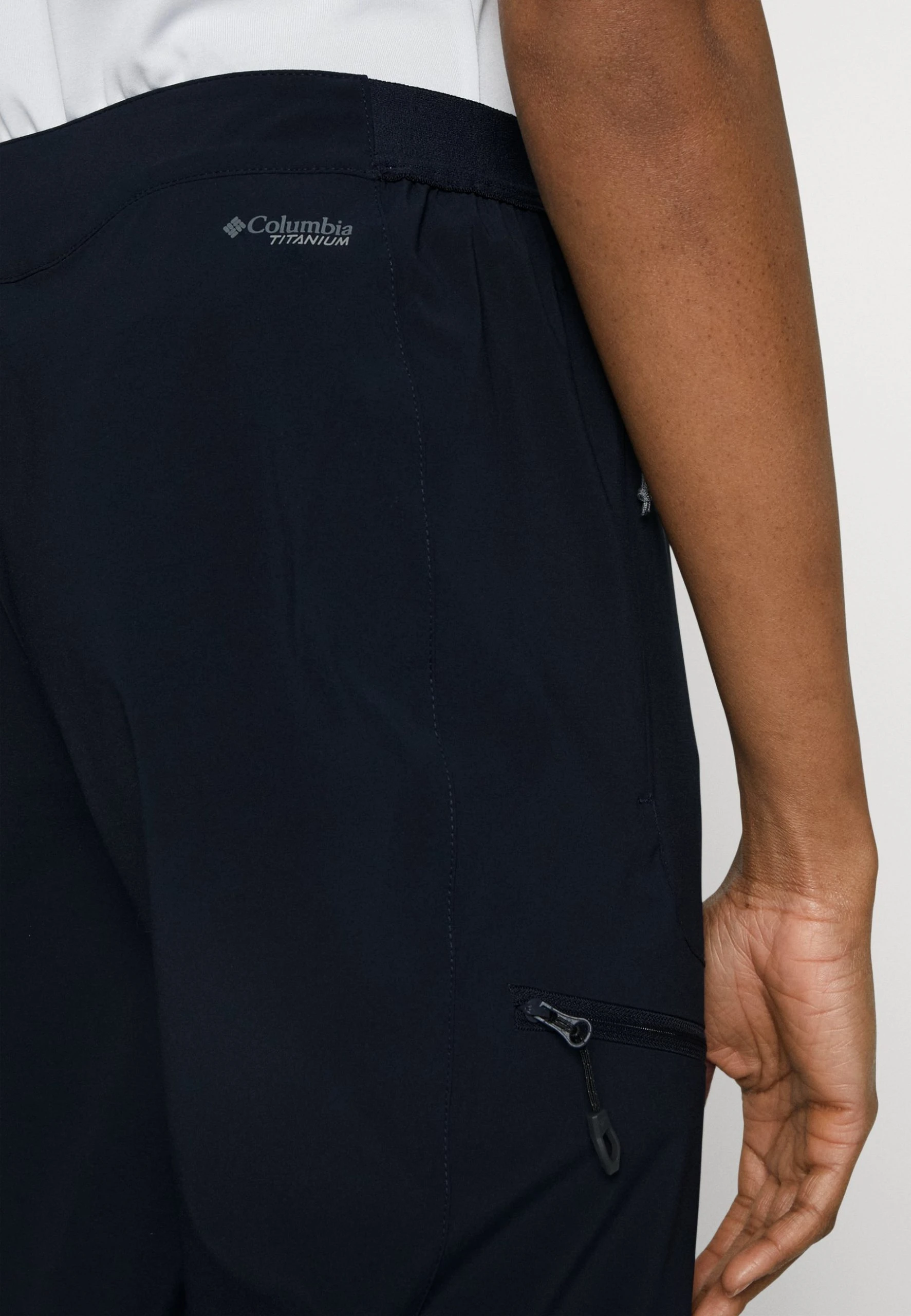 Columbia Titan Pass™ Pant - Pantalons Outdoor - Dark Nocturnal 6 Columbia Titan Pass™ Pant - Pantalons Outdoor - Dark Nocturnal – Image 4