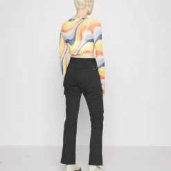 Columbia Calico Basin™ Pant - Pantalon Cargo - Black 12 Columbia Calico Basin™ Pant - Pantalon Cargo - Black -Columbia shop 52b6eb0fcc4e4bd68e45651e0d372d96 scaled