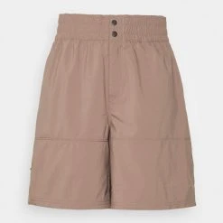 Columbia Coral Ridge™ - Short - Quantum Mauve -Columbia shop 58334dd57dc34fe6957f7b1a0c957a32 scaled