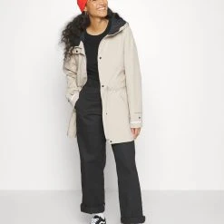 Columbia Here And There™ Jacket - Parka - Ancient Fossil 15 Columbia Here And There™ Jacket - Parka - Ancient Fossil -Columbia shop 5bbd46f80d944730a1feded84c0af11c scaled