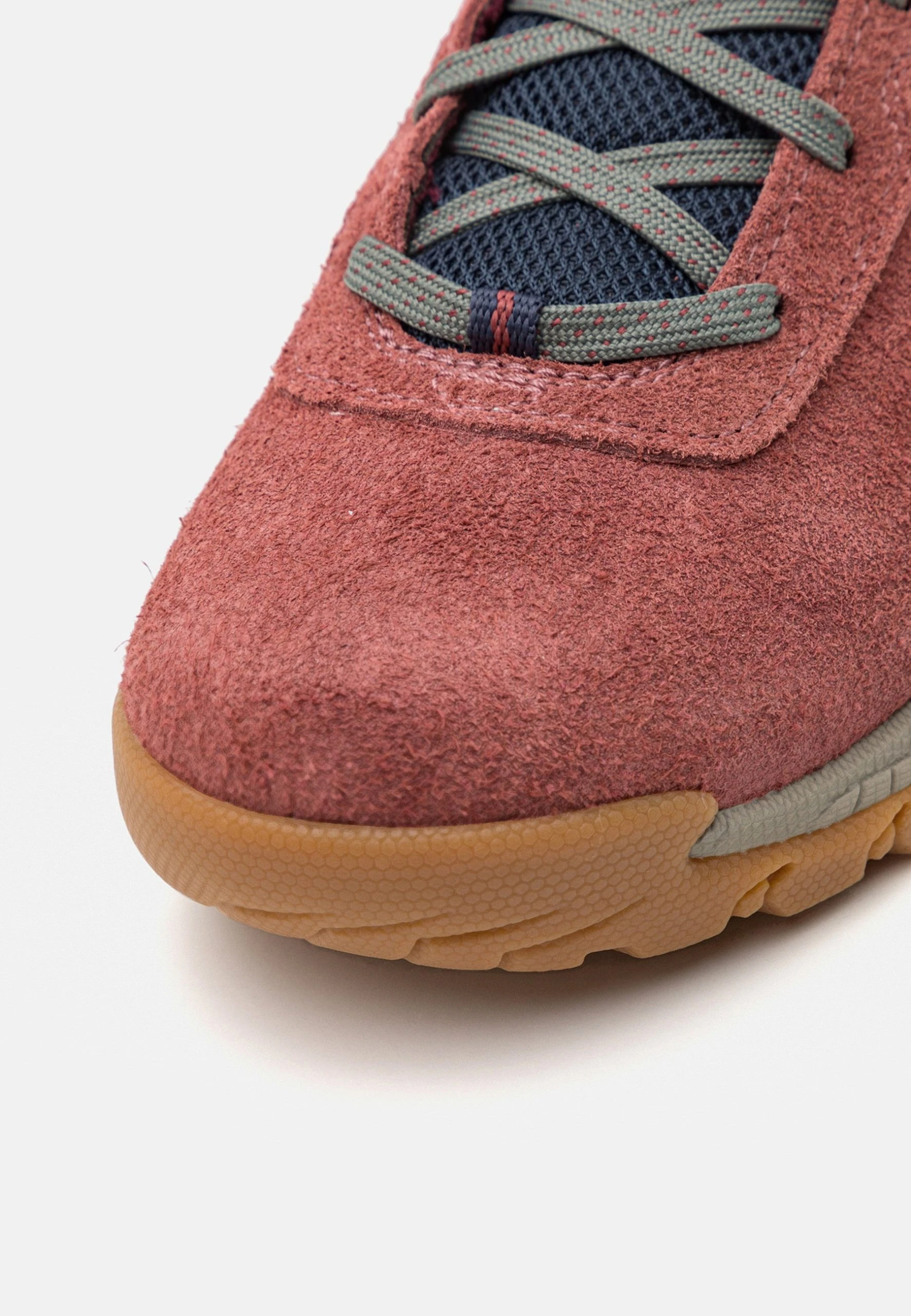 Columbia Newton Ridge - Chaussures De Marche - Beetroot, Sedona Sage 8 Columbia Newton Ridge - Chaussures De Marche - Beetroot, Sedona Sage – Image 6