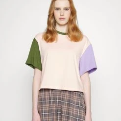 Columbia Deschutes Valley Cropped Tee - T-Shirt Imprimé - Peach Blossom/Pesto/Frosted Purple 11 Columbia Deschutes Valley Cropped Tee - T-Shirt Imprimé - Peach Blossom/Pesto/Frosted Purple -Columbia shop 69513c63d6f946899e6ffc4ba291bed0 scaled