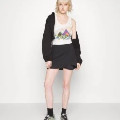 Columbia Hike™ Skort - Minijupe - Black -Columbia shop a2cede1b4a344852b7e9f079d808b6bf scaled