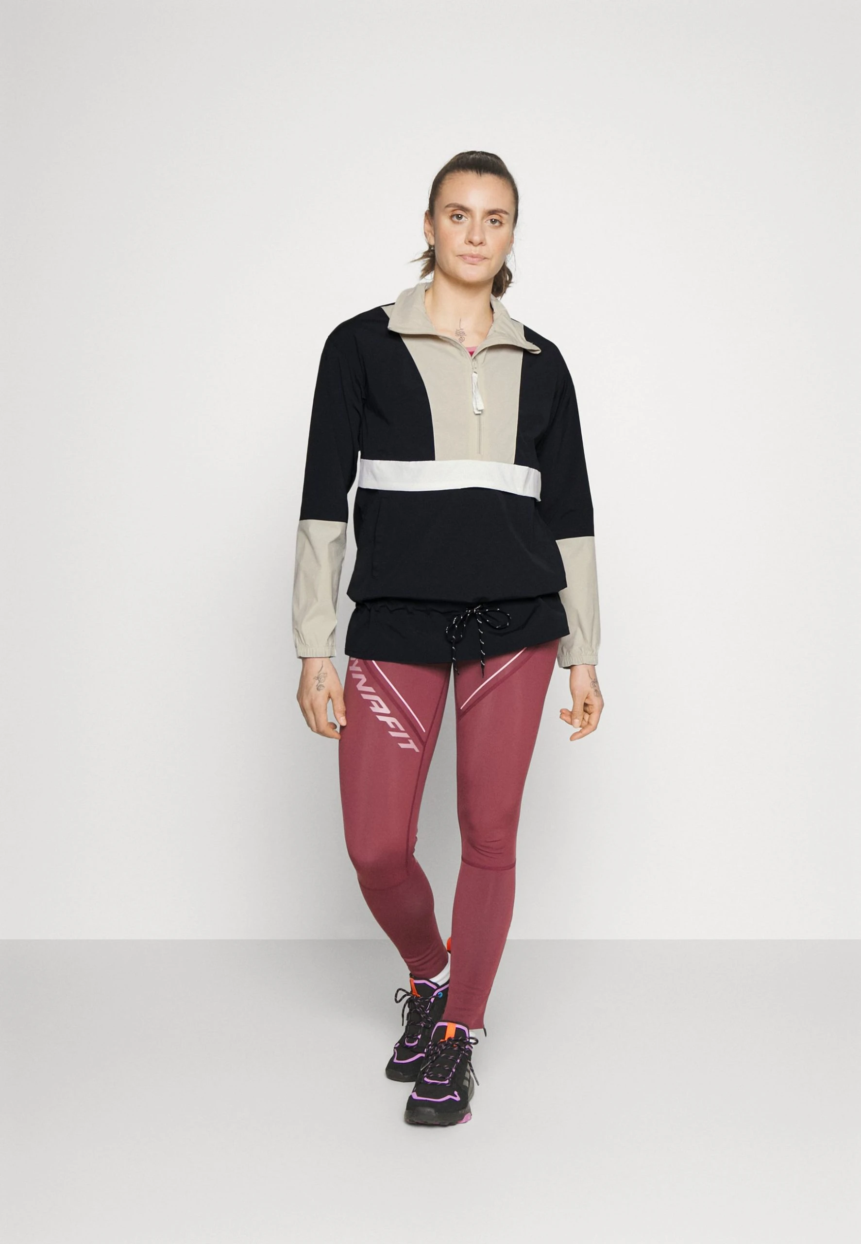 Columbia Boundless Trek Anorak - Parka - Black/Dark Stone/White 4 Columbia Boundless Trek Anorak - Parka - Black/Dark Stone/White – Image 2