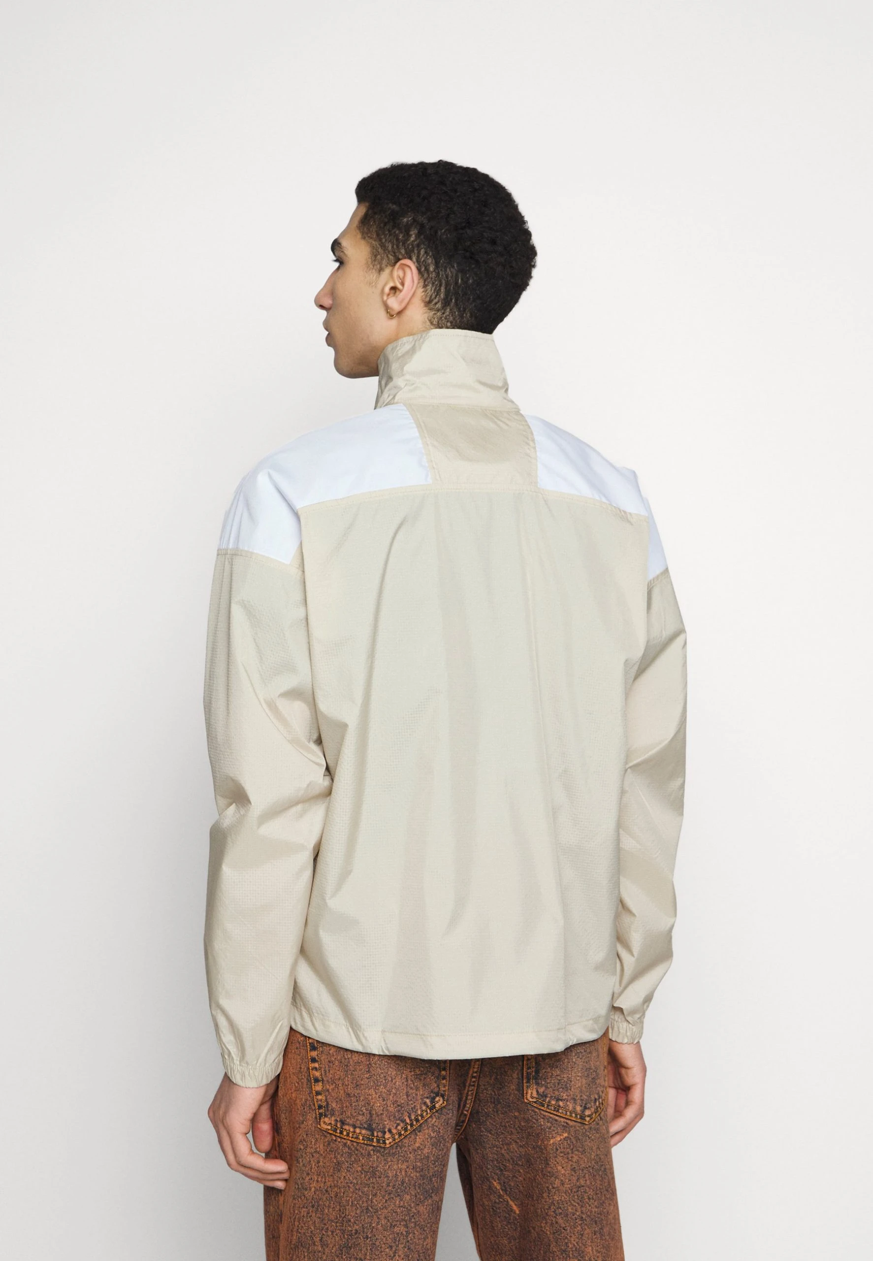 Columbia Riptide™ Anorak - Veste Coupe-Vent - Ancient Fossil/White/Collegiate Navy 6 Columbia Riptide™ Anorak - Veste Coupe-Vent - Ancient Fossil/White/Collegiate Navy – Image 4