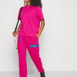 Columbia Wintertrainer Graphic Tee - T-Shirt Imprimé - Fuchsia Fizz 12 Columbia Wintertrainer Graphic Tee - T-Shirt Imprimé - Fuchsia Fizz -Columbia shop fc5b4a9720414d198570d7c4889702f6 scaled